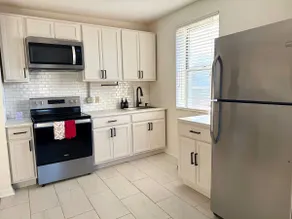 1BR Apartment near Pittsburgh Airport/Free Parking - Image 4