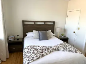 1BR Apartment near Pittsburgh Airport/Free Parking - Image 2