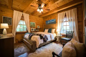 The Woodland Suite at Log House Inn - Image 2