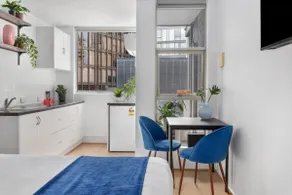 5th Floor Studio Pool & Parking Darlinghurst - Image 2