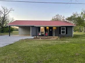 Meadows Mansion|Remodeled 2BR Home•WiFi•Quiet/Cozy - Image 2