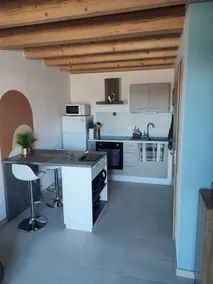 Two-person maisonette, courtyard, and parking space - Image 5