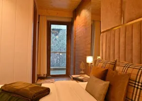 Là Glen 1-BHK Suite - Image 5