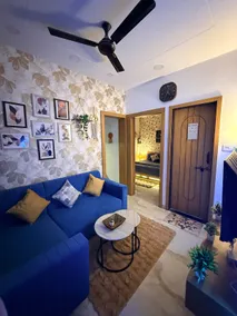 Dreamy Dwell |1bhk |Couple friendly | Safe | Cozy - Image 4