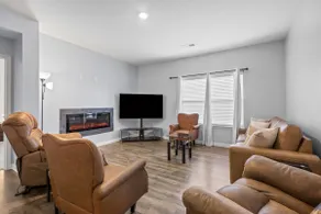 Memphis-Inspired 4BR Home w/Fireplace + Fast Wi-Fi - Image 2