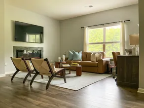 Memphis-Inspired 4BR Home w/Fireplace + Fast Wi-Fi - Image 3