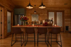 Romantic Couples Retreat+Hot Tub+Luxury Red Room - Image 4