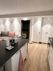 Modern, fully equipped 2½-room apartment - Image 5
