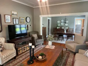 Lakeside Cottage - Image 5