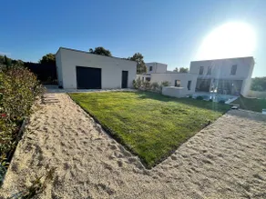 Lodge des Garrigues – Swimming Pool & Garden/Terrace - Image 2