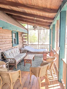 Pine Tree Lodge - Image 5