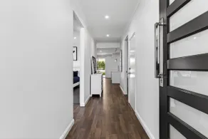 Madeley Retreat – Spacious & Comfortable Stay - Image 3