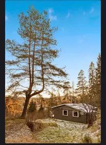 Cabin overlooking beautiful scenery and Glomma - Image 5