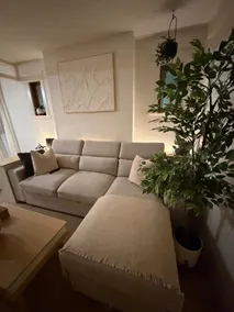 Cozy Bungalow with Tesla Charger & 3 Parking - Image 3