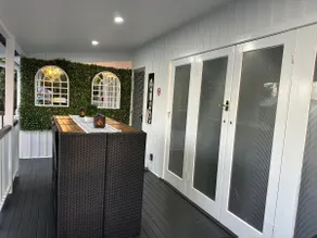 Haven on Hutton - Bright & modern home in Aspley - Image 2