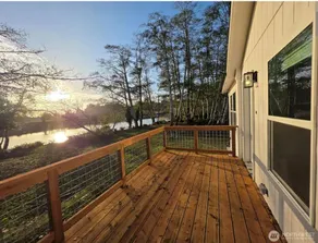River Front Retreat 2 - Hot tub & Fire pit - Image 3