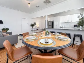 *New listing* Modern 3BR house, Central location - Image 3
