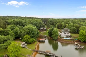 Lake Norman Cabin in Secluded Private Cove - Image 5