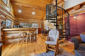 Cozy log cabin with loft, deck & rustic charm! - Image 2
