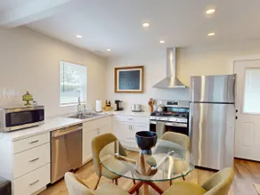 The Nook on Landess - Image 4