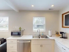 The Nook on Landess - Image 5