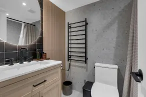 La Galerie Luxe | 1 Bedroom | King Bed & Parking - Image 4