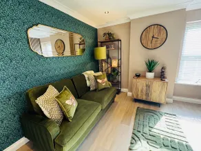 Station House - Platform 2 - 3 Bedrooms - Sleeps 6 - Image 5