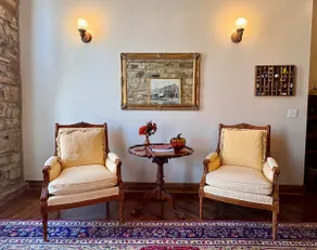 Suite A at The Elliott 1887 - Image 4