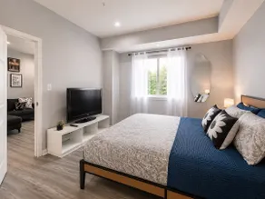 Modern 2BR | Walk to VRE Train | 40 Min to DC - Image 2