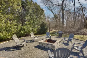 New England Cottage! Water Views & Decks - Image 2