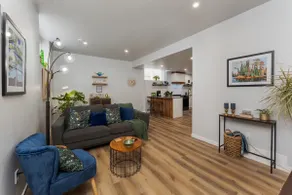 Quiet MCM Garden Suite Private Entry Pet Friendly - Image 2