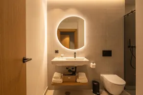 En-suite accommodation on the Caminito del Rey. - Image 5