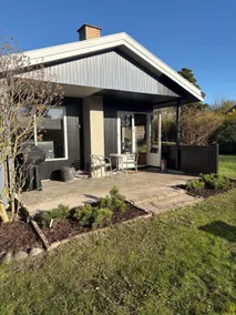 Sunny, quiet summer house, perfect for a small family - Image 3