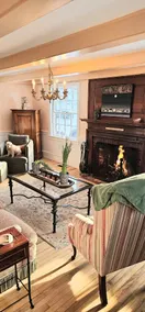 Twin Eagle Farmhouse - Image 2