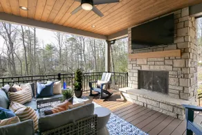 *NEW*Lakefront Beach, Gameroom, Hot Tub, Treehouse - Image 2