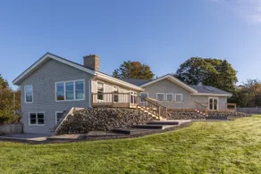 Private Lakeside Estate - Yarmouth - Image 5
