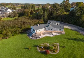 Private Lakeside Estate - Yarmouth - Image 3