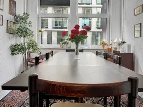 Large 165-m² apartment • Central • For 10 guests - Image 3