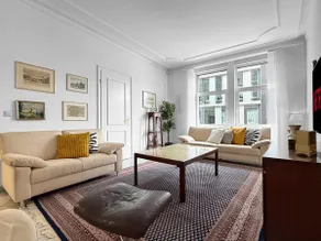Large 165-m² apartment • Central • For 10 guests - Image 4