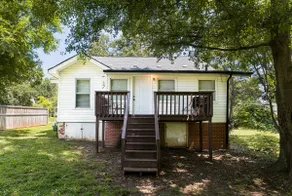 Home is near downtown near restaurants, shopping - Image 4