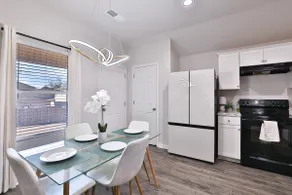 Cozy and Stylish Home - Image 5