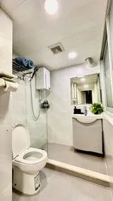 Boutique Suite & Free Breakfast | 3 Mins to MTR - Image 4