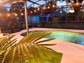 Golden Pearl Oasis {Private Pool & Screened} 3-8ft - Image 4
