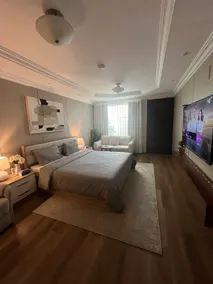 Luxury apartment with private garden view and separate entrance - Image 2