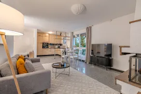 Copper Suite - Free Parking - Image 3