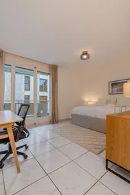 Copper Suite - Free Parking - Image 4
