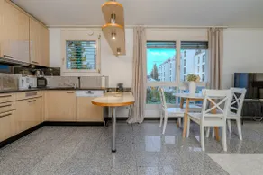 Copper Suite - Free Parking - Image 2
