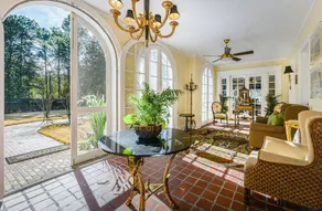 Historic ThistleDhu Mansion w/ Speakeasy 10k Sq Ft - Image 5