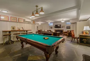 Historic ThistleDhu Mansion w/ Speakeasy 10k Sq Ft - Image 3
