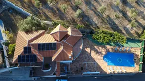 Rural Paradise with Private Pool - Image 5